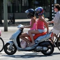 Carnet Test AM Test de Conducir ES-CRN-TDC-TSTM-1659101271523 test-am-q-132