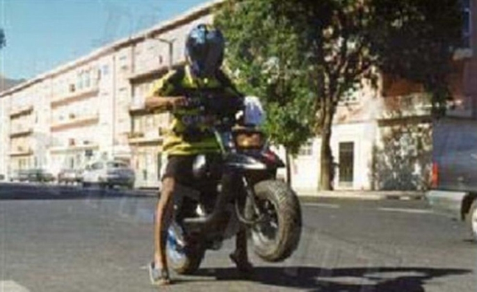 Licença Categoria AM Condução PT-LCN-CTGRM-1626285259417 2200173932 Licença Categoria AM Condução PT-LCN-CTGRM-1626285259417 2200173932