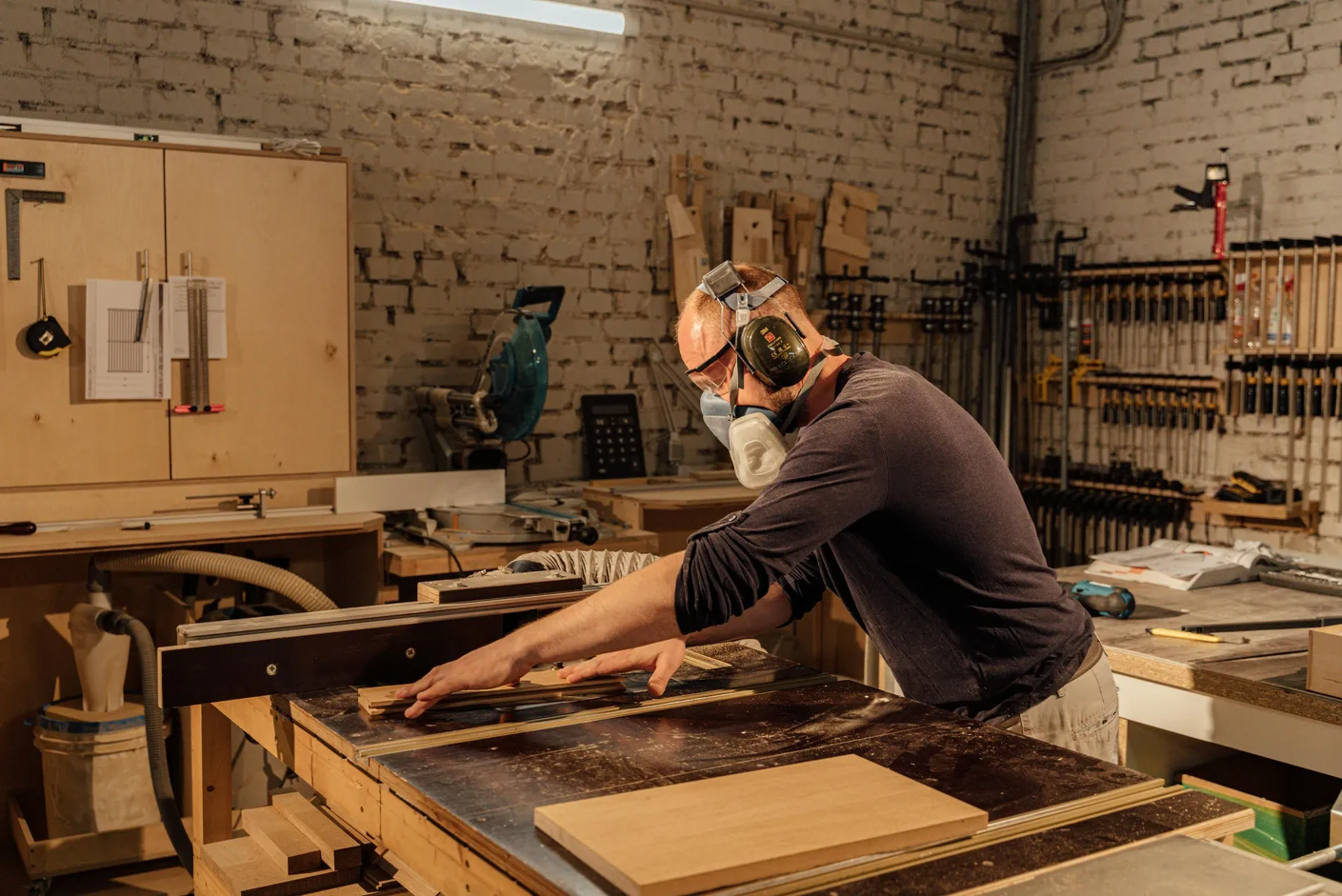 Carpenter Practice Test: Nail your skills and ace the exam in Canada Carpenter Practice Test: Nail your skills and ace the exam in Canada