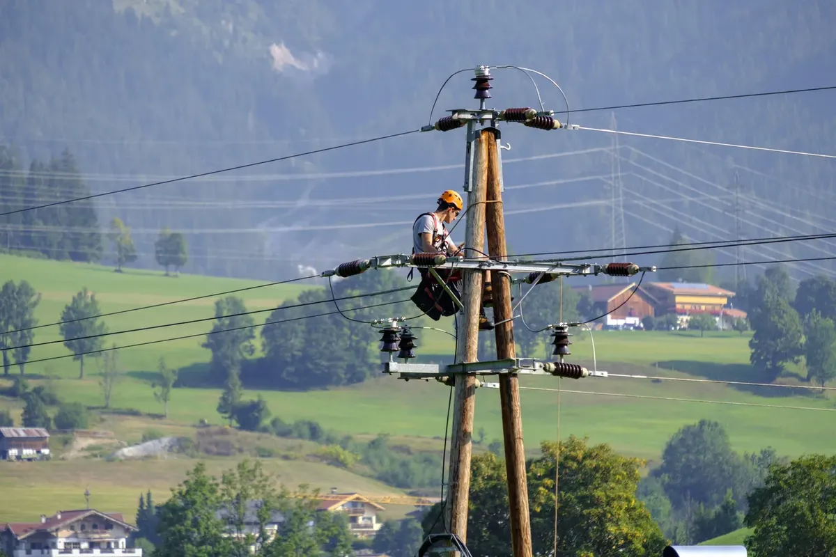 Electrician Practice Test preparation for Construction Electrician Practice Test in Canada