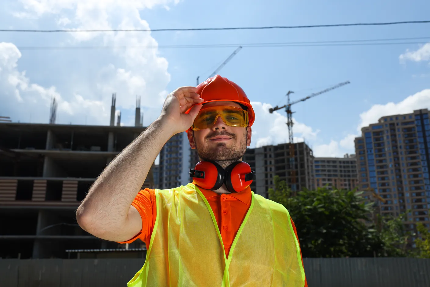 "tower Crane operator requirements": Essential skills and certification for aspiring operators in Canada "tower Crane operator requirements": Essential skills and certification for aspiring operators in Canada