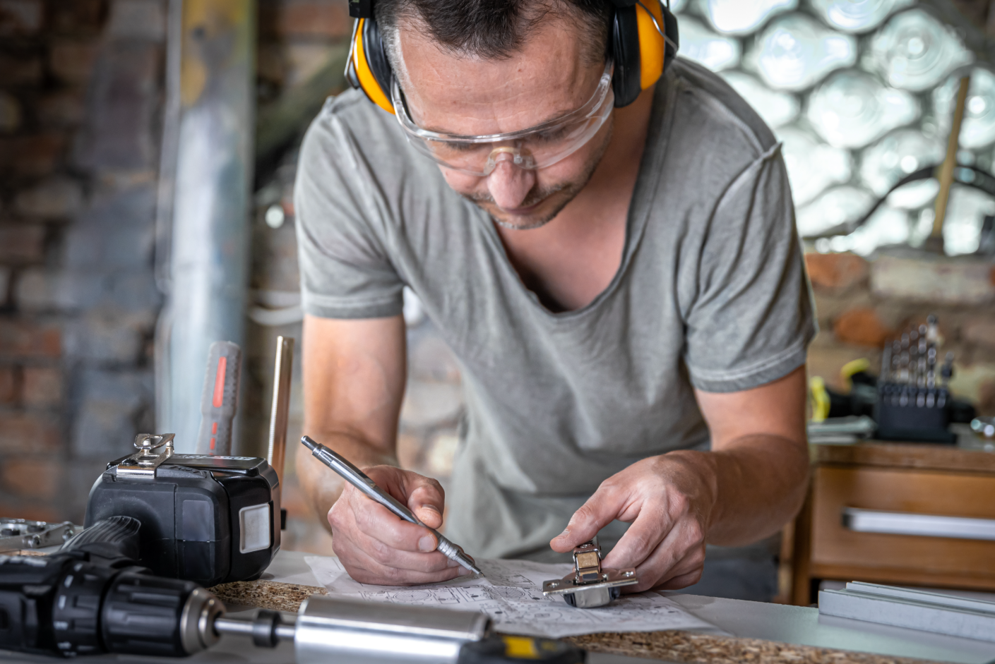 Welder Practice Test: Boost your Canadian exam prep as you tackle official topics and build your welding skills Welder Practice Test: Boost your Canadian exam prep as you tackle official topics and build your welding skills