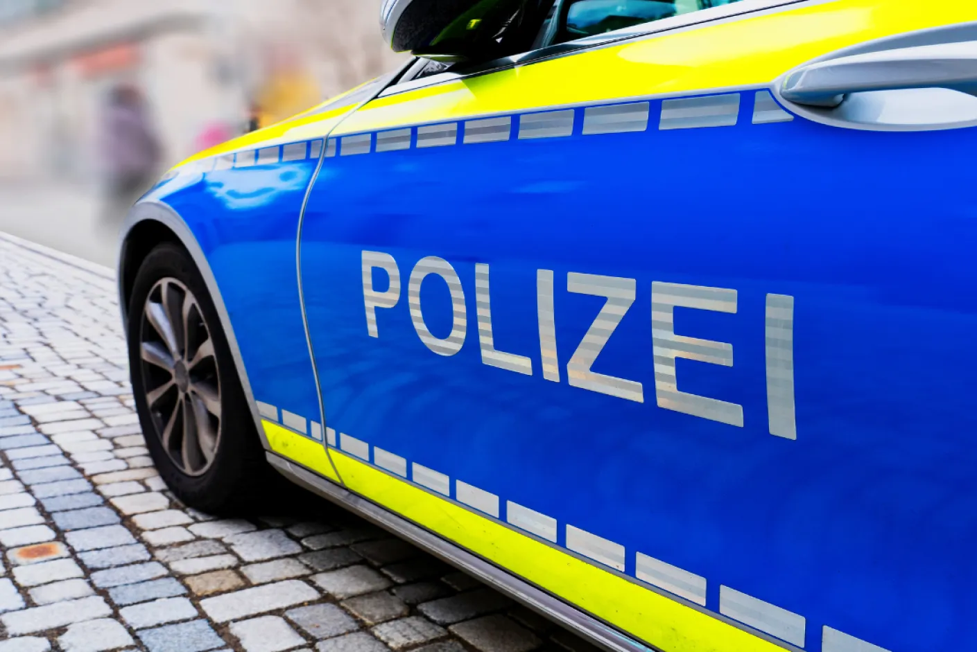Migrantenpolizei und Polizei für Migranten und die Vorbereitung Migrantenpolizei und Polizei für Migranten und die Vorbereitung