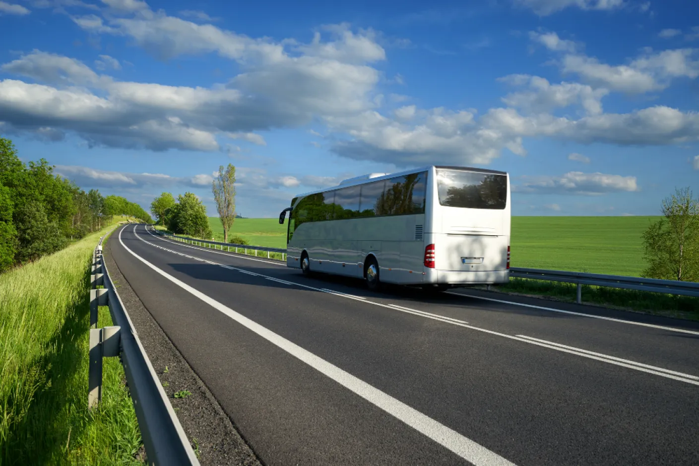 Die Bedingungen für Führerschein Klasse D1 und Erwerbung Die Bedingungen für Führerschein Klasse D1 und Erwerbung