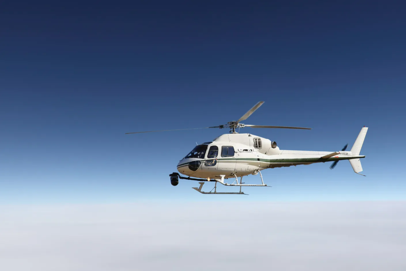 Licence de pilote privé hélicoptère : Obtenez votre licence et survolez les paysages français en toute liberté Licence de pilote privé hélicoptère : Obtenez votre licence et survolez les paysages français en toute liberté