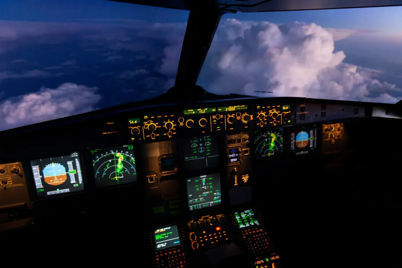 "Test Concorsi Aeronautica Militare": Strategie e suggerimenti per superare il test con successo in Italia "Test Concorsi Aeronautica Militare": Strategie e suggerimenti per superare il test con successo in Italia