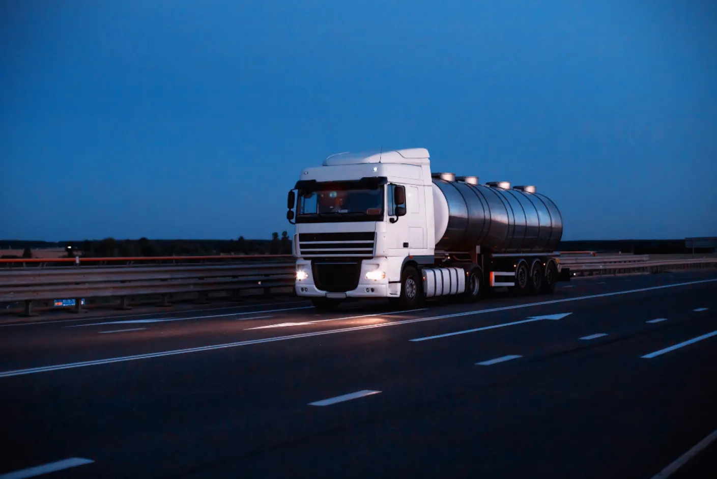 This is the general study guide for texas cdl combination test USA country This is the general study guide for texas cdl combination test USA country